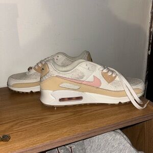 Like New Nike Women's Air Max 90 Sp Shoes, Sail/Phantom/White Onyx/Arctic🤍